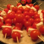 Brochettes de tomates cerises au chèvre