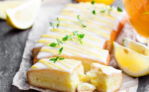 Gâteau au fromage blanc avec son zeste de citron