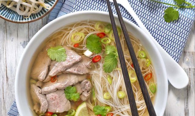 Phở bò – soupe vietnamienne
