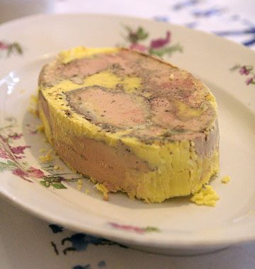 Terrine de foie gras au cognac et poivre