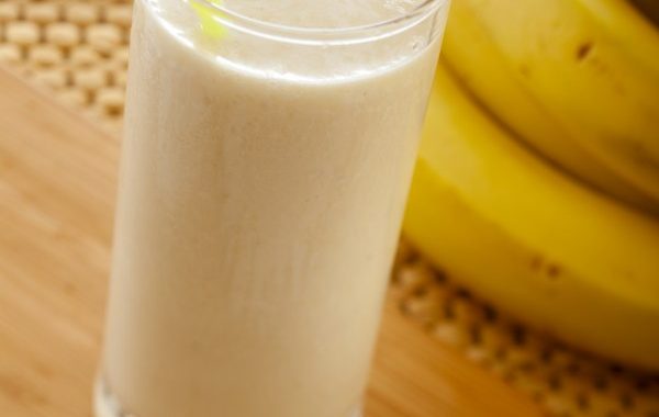 Milk shake à la banane et au fromage blanc