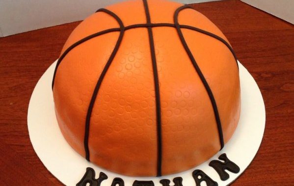 Gâteau ballon de basketball