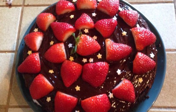 Gâteau chocolat ganache fraise