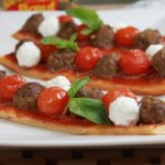 Pizzetta boeuf, tomates et chèvre