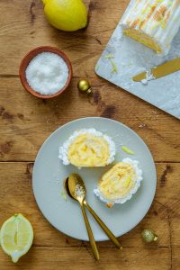 Bûche de Noël au citron coco meringuée