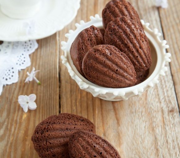 Mini-madeleines riches en chocolat