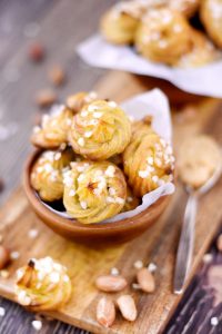 Chouquettes au beurre de cacahuètes