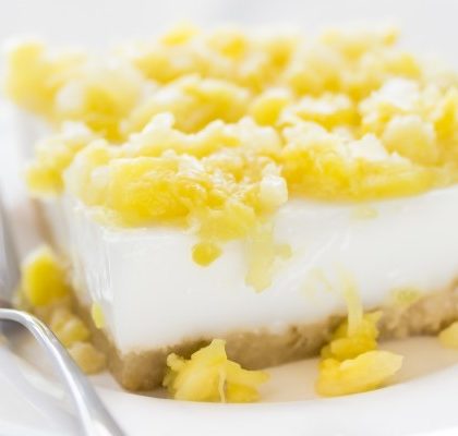 Gâteau coco, ananas et fromage blanc