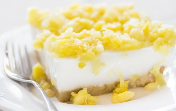 Gâteau coco, ananas et fromage blanc