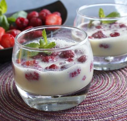 Panacotta fruits rouges au lait concentré sucré Sans Lactose