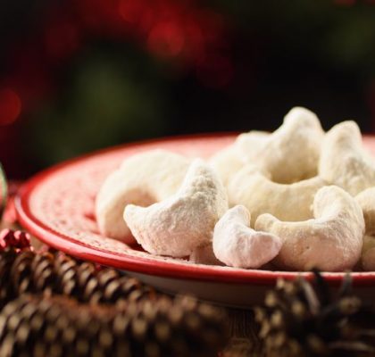 Biscuits de Noël aux noisettes (Nüsskipfel)