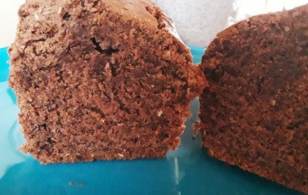 Gâteau au chocolat râpé et noix de coco