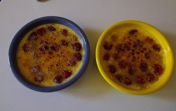 Crème brûlée aux fruits rouges
