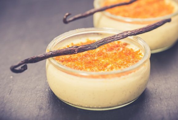Crème brûlée à la vanille simple