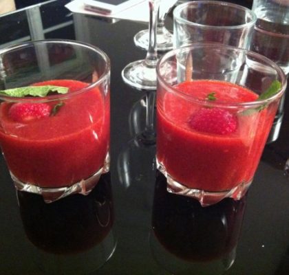 Soupe fraise-néctarine