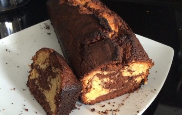Cake marbré chocolat-caramel