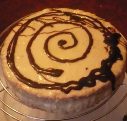 Gâteau nappage au chocolat blanc