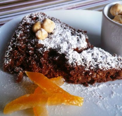 Gâteau chocolat noisettes et orange confite