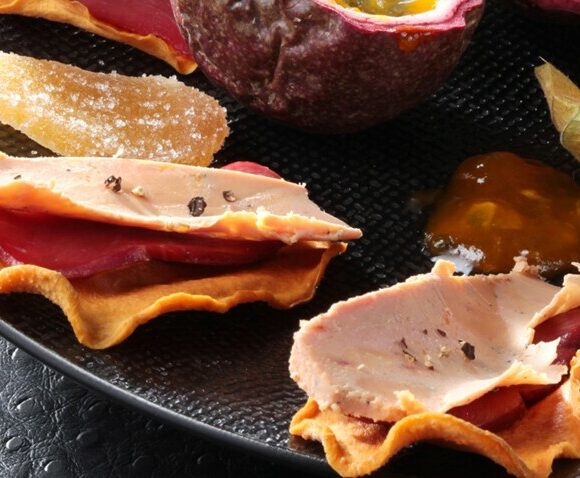 Chips de mangue au magret et foie gras de canard