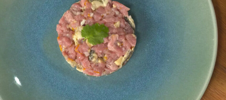 Veal and oyster tartare