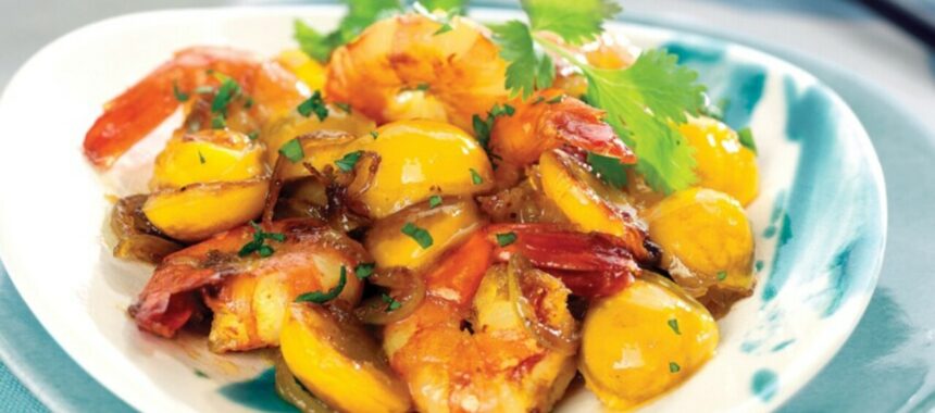 Shrimp curry with Mirabelle plums from Lorraine