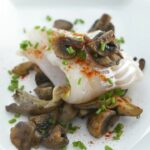 Cod and mushrooms en papillote