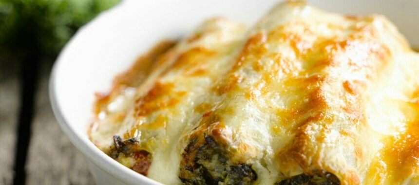 Cannelloni with sausage and cabbage