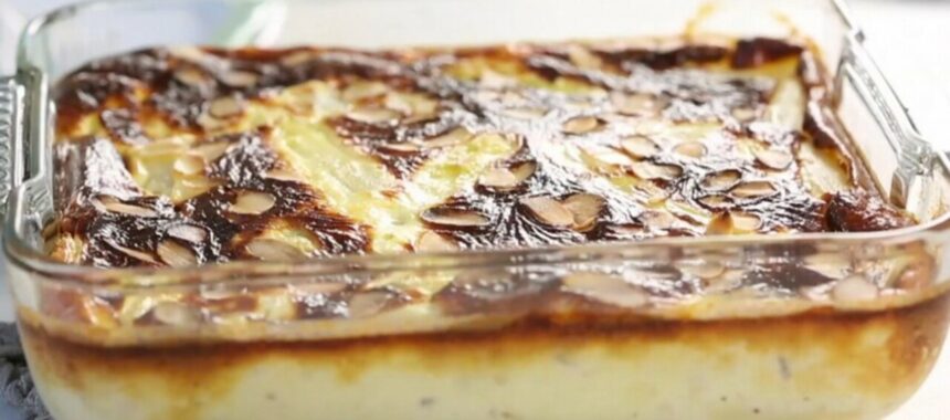 Clafoutis with asparagus, almonds and parmesan