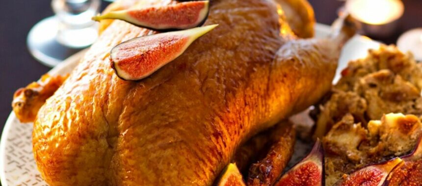Roasted goose with two figs