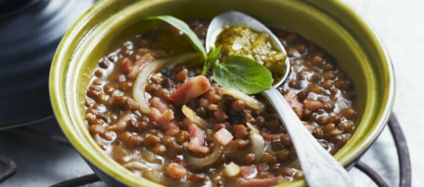 Green lentil stew