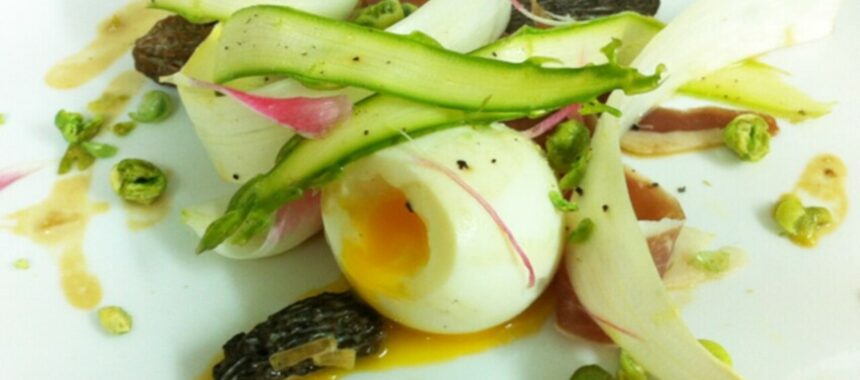Asparagus salad with tulips, morels and wasabi