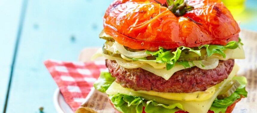 Easy and cheap tomato burger