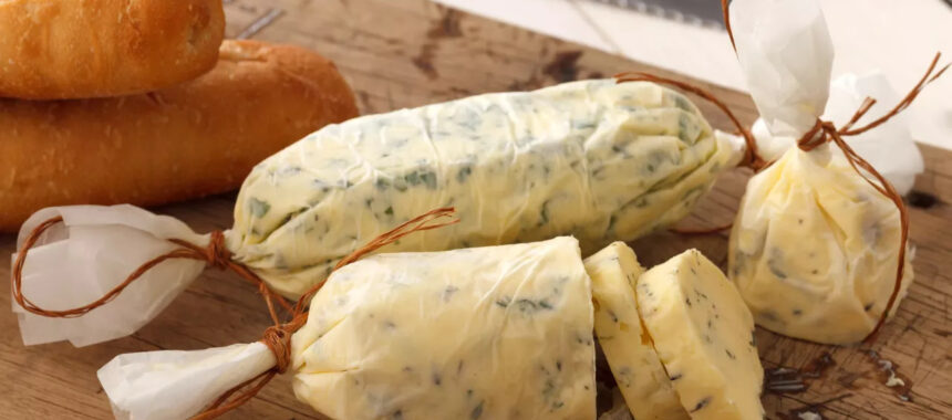 Le beurre à la moutarde fine – Un beurre aromatisé spécial fêtes