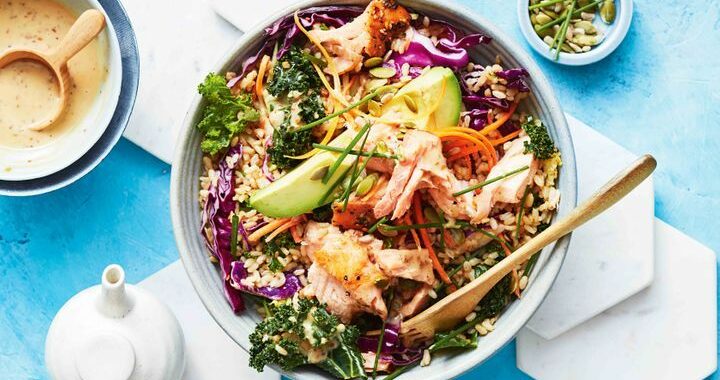 15 Minute Salmon and Sesame Rice Superfood Bowls