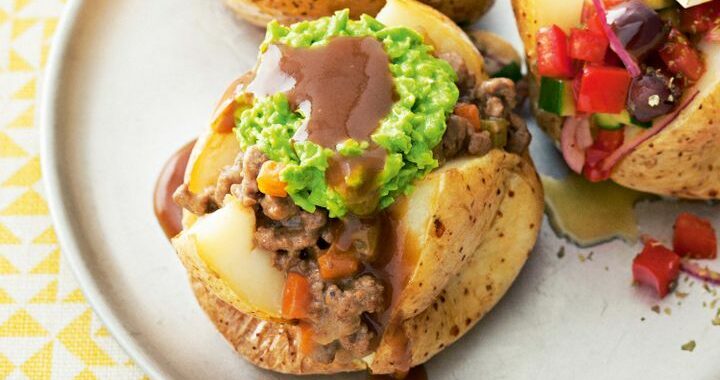 ‘Roast lamb’ and mashed potatoes dressed in peas