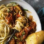 Bolognese with mushrooms