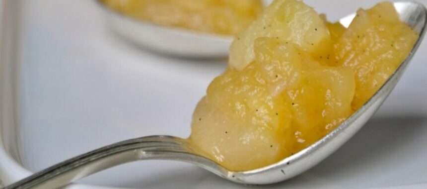 Pear apple compote
