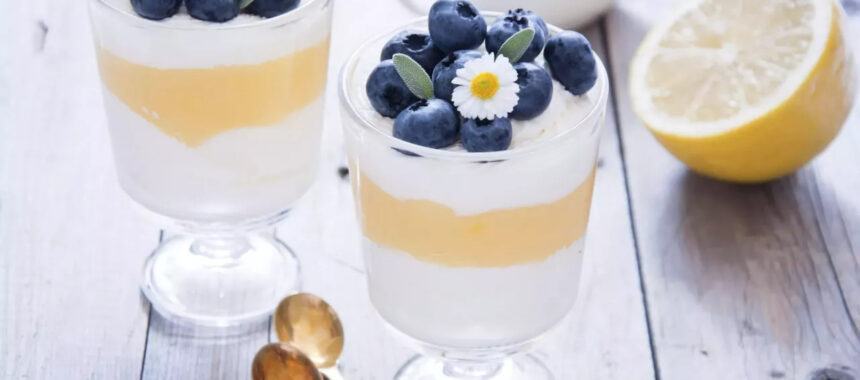 Easy verrine of fruits mixed with yoghurt