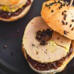 Mini foie gras burgers