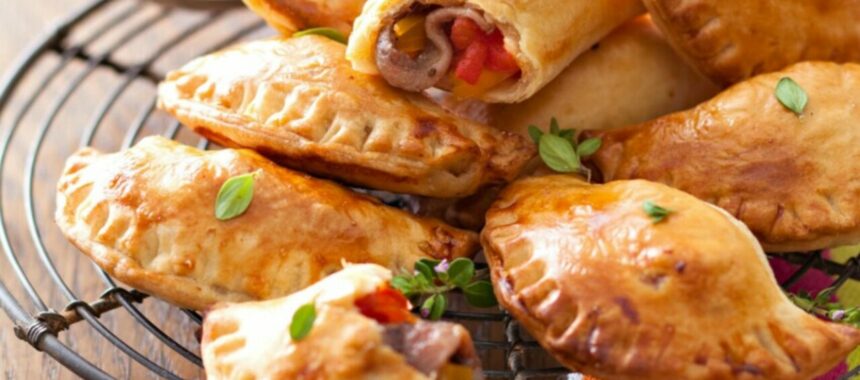 Mini empanadas with peppers and anchovies