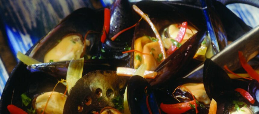 Mussels with vegetables