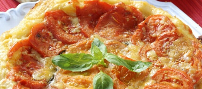 Easy tomato mozzarella pie