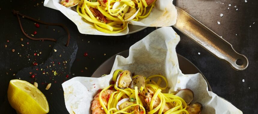 Linguine with shrimp and cockles