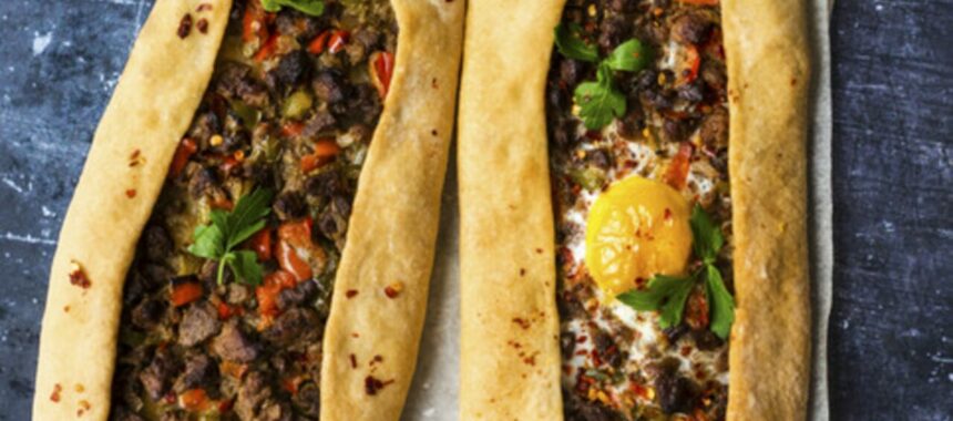 Pide : the Turkish pizza