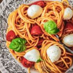 Spaghetti with tomato and mozzarella