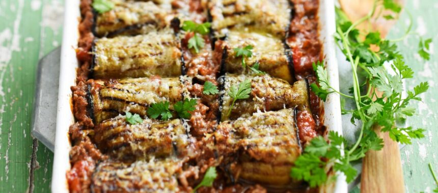 Eggplant rolls with tomato, ground beef and parmesan