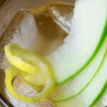 Non-alcoholic apple juice cocktail