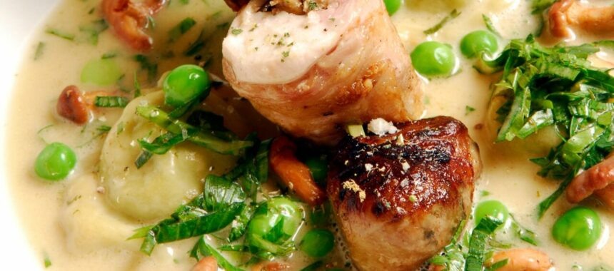 Saddle of rabbit with chanterelle mushrooms and peas