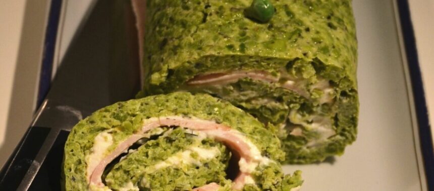 Rolled peas with mint, ricotta and turkey ham