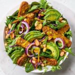 Salade croustillante de tempeh et de haricots